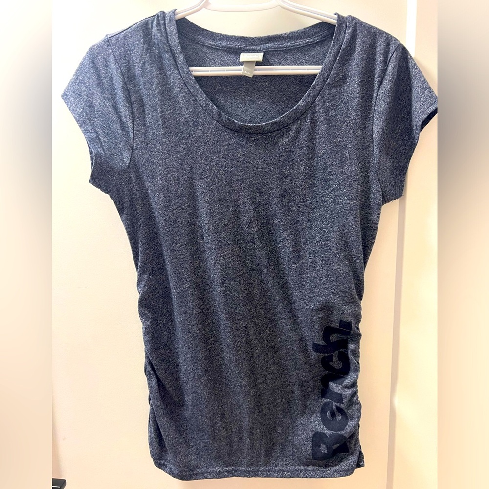 Bench woman’s shirt size Medium